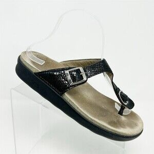 SAS Sanibel Comfort Sandals Black Snake Embossed Thong T-Strap Size 8.5 Medium